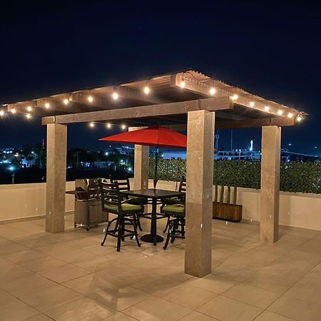 Luxury 2 Bedroom Apt 3 Min Away From The Boardwalk/Malecon La Paz Exterior photo