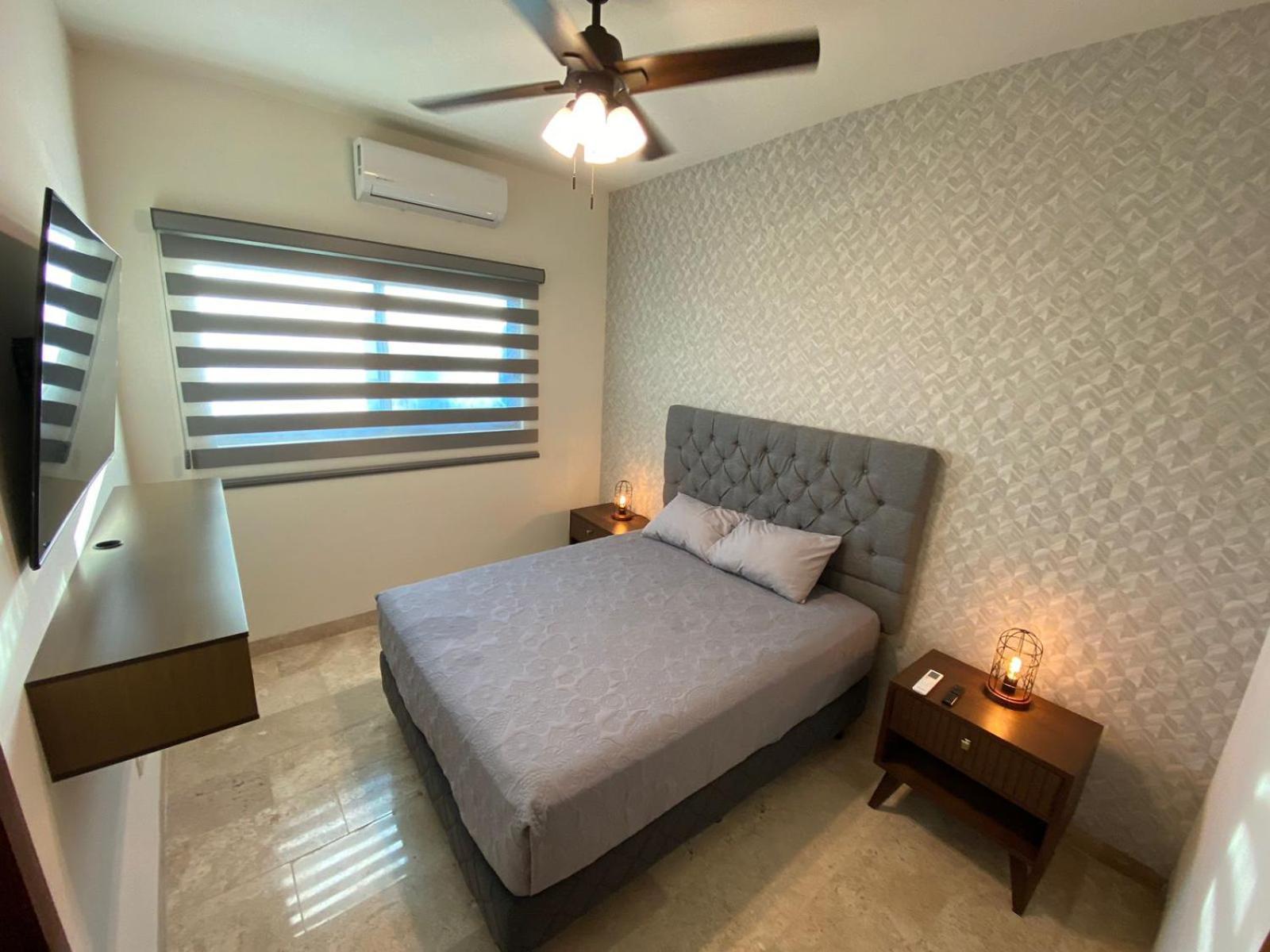 Luxury 2 Bedroom Apt 3 Min Away From The Boardwalk/Malecon La Paz Exterior photo
