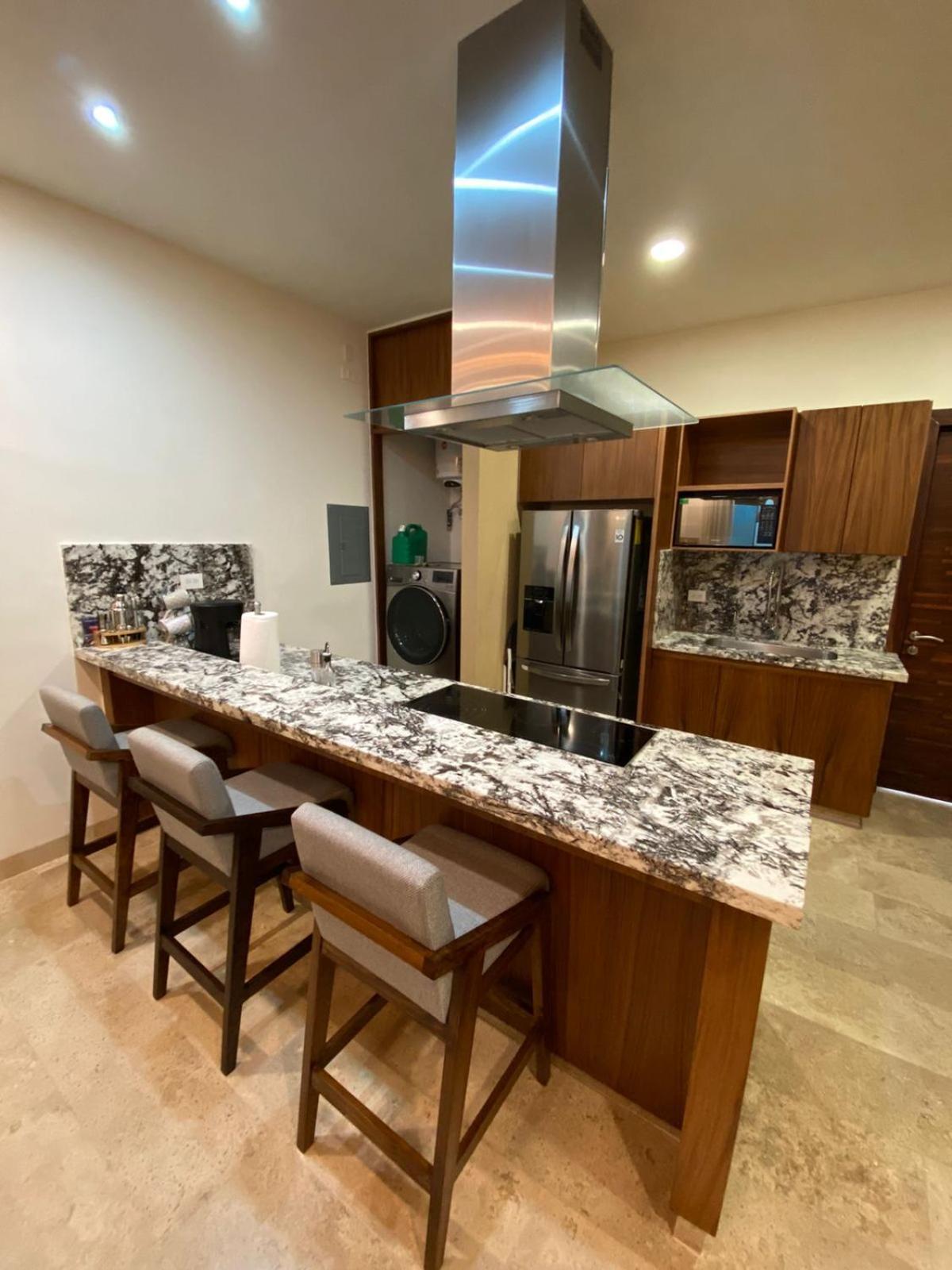 Luxury 2 Bedroom Apt 3 Min Away From The Boardwalk/Malecon La Paz Exterior photo